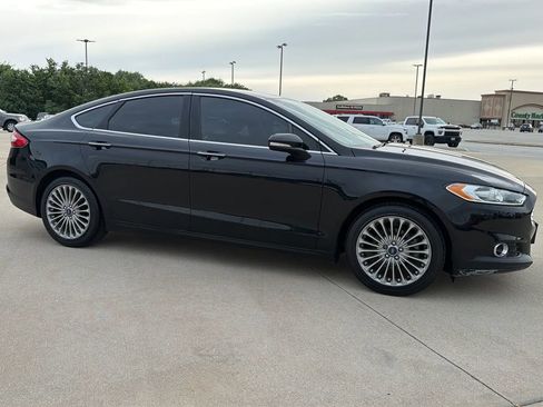 Used 2016 Ford Fusion Titanium FWD image 27