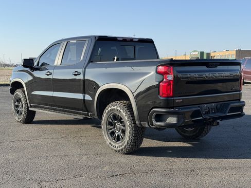 Used 2024 Chevrolet Silverado 1500 ZR2 w/ Technology Package image 5