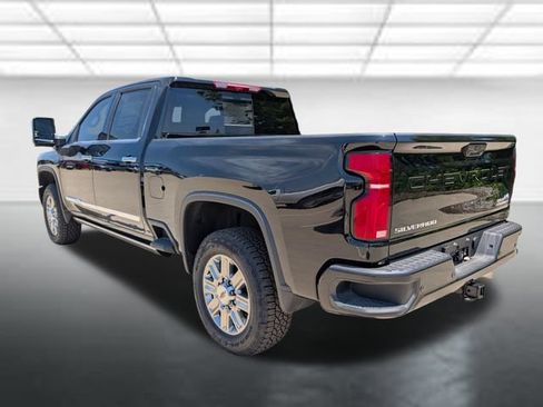 New 2026 Chevrolet Silverado 2500 High Country w/ High Country Premium Package AWD/4WD image 2