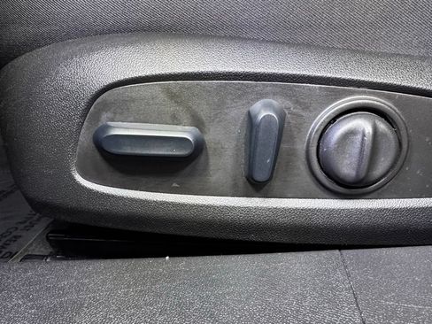 Used 2024 Chevrolet Malibu LT FWD image 21