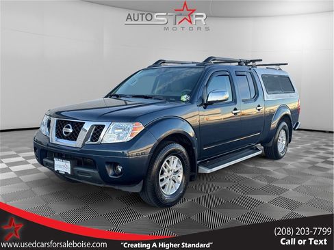Used 2019 Nissan Frontier SV image 1