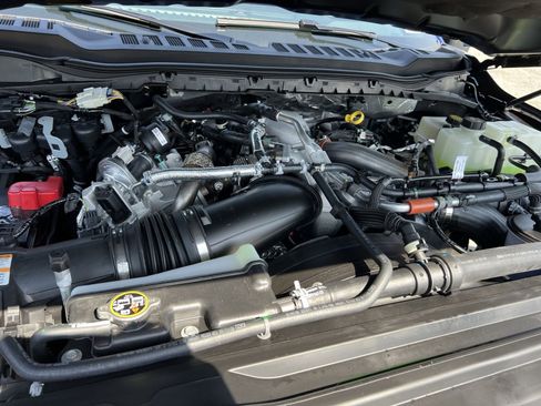 New 2026 Ford F450 Platinum image 28