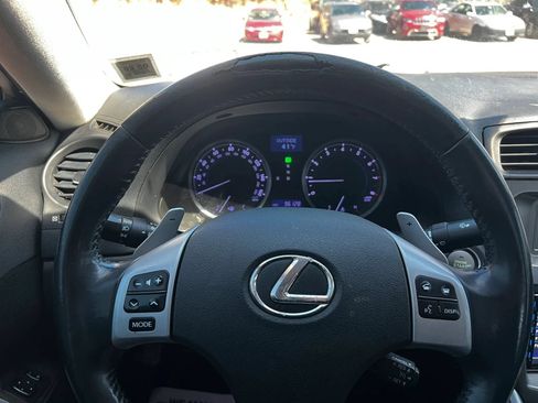 Used 2011 Lexus IS 250 w/ Premium Pkg Value Edition RWD image 19