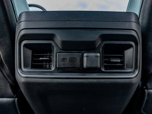 Used 2019 Chevrolet Silverado 1500 RST w/ All-Star Edition AWD/4WD image 32