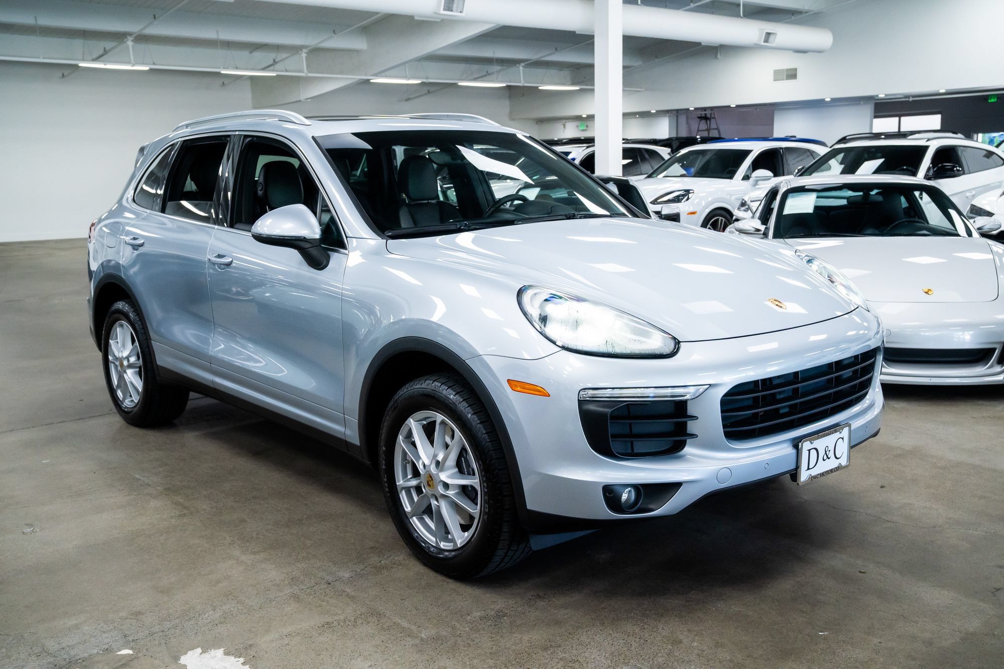 Used 2016 Porsche Cayenne AWD/4WD image 26