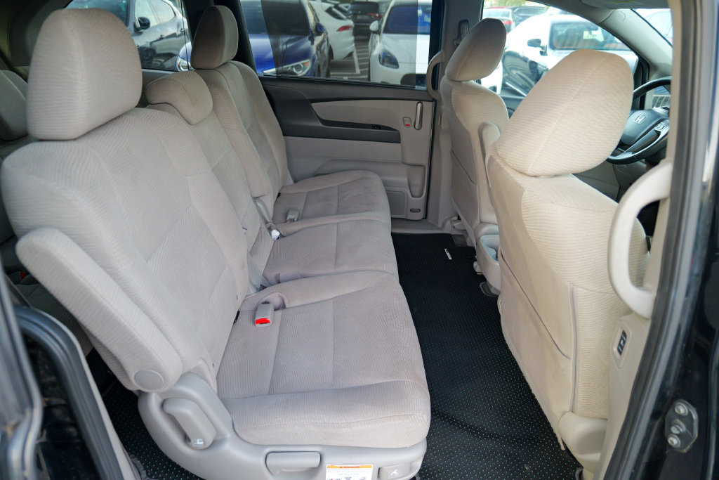Used 2013 Honda Odyssey EX image 30