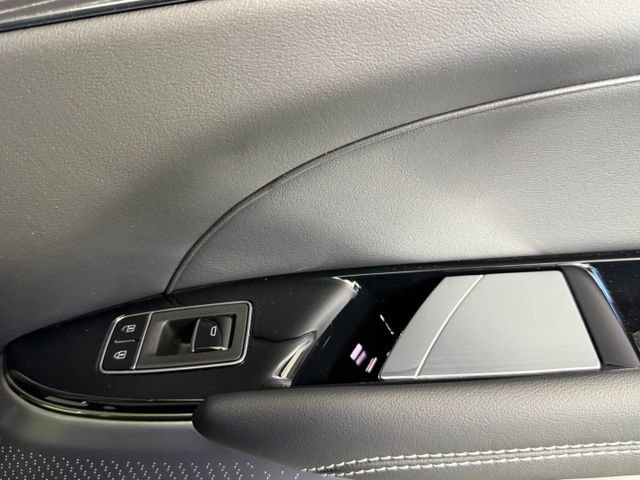 Certified 2024 Cadillac Lyriq Sport AWD/4WD image 25
