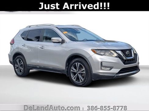 Used 2018 Nissan Rogue SL w/ Premium Package image 1