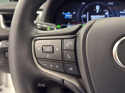Used 2025 Lexus UX 300h AWD w/ Accessory Package (Z1) image 23