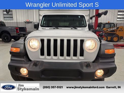 Used 2021 Jeep Wrangler Unlimited Sport w/ Technology Group AWD/4WD image 13