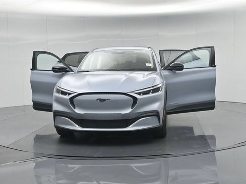 New 2026 Ford Mustang Mach-E Select RWD image 29