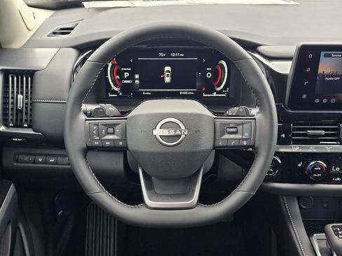 New 2026 Nissan Pathfinder SL AWD/4WD image 15