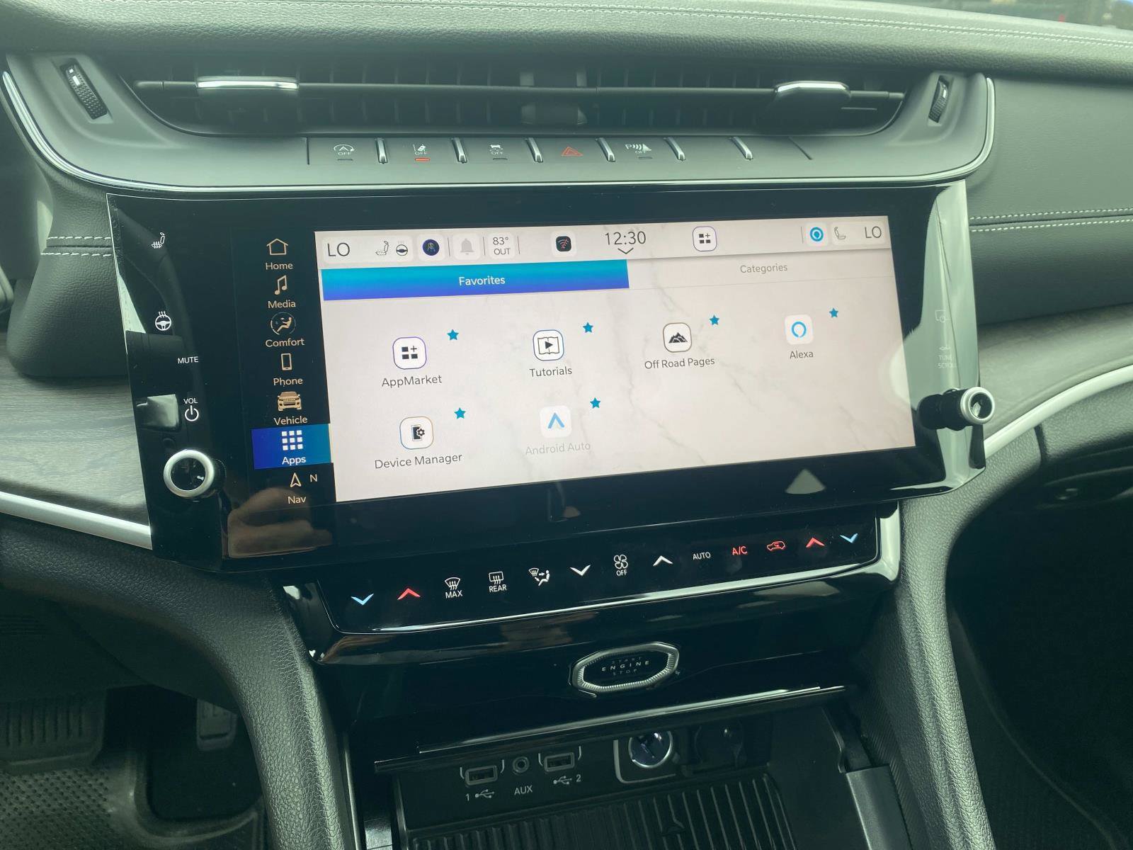 New 2027 Jeep Grand Cherokee Limited AWD/4WD image 16