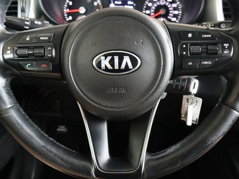 Used 2016 Kia Sorento LX w/ LX Convenience Package image 14