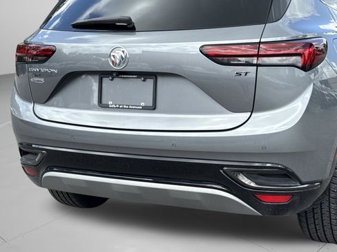 Used 2021 Buick Envision Essence w/ Sport Touring Package FWD image 33