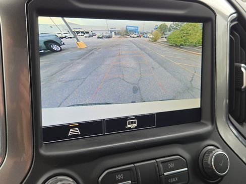 Used 2021 Chevrolet Silverado 1500 LT Trail Boss w/ Convenience Package II image 34