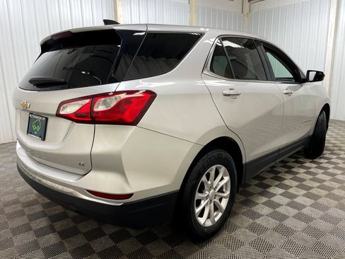Used 2020 Chevrolet Equinox LT FWD image 16