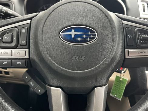 Used 2017 Subaru Outback 2.5i AWD/4WD image 14