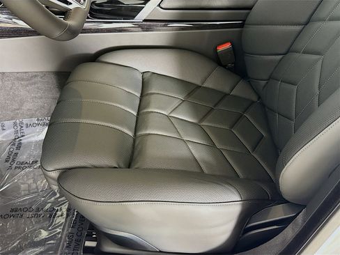 New 2026 BMW i7 xDrive60 image 19