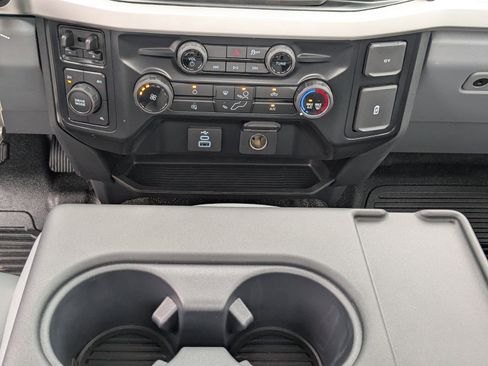 New 2025 Ford F550 4x4 Regular Cab Super Duty image 20
