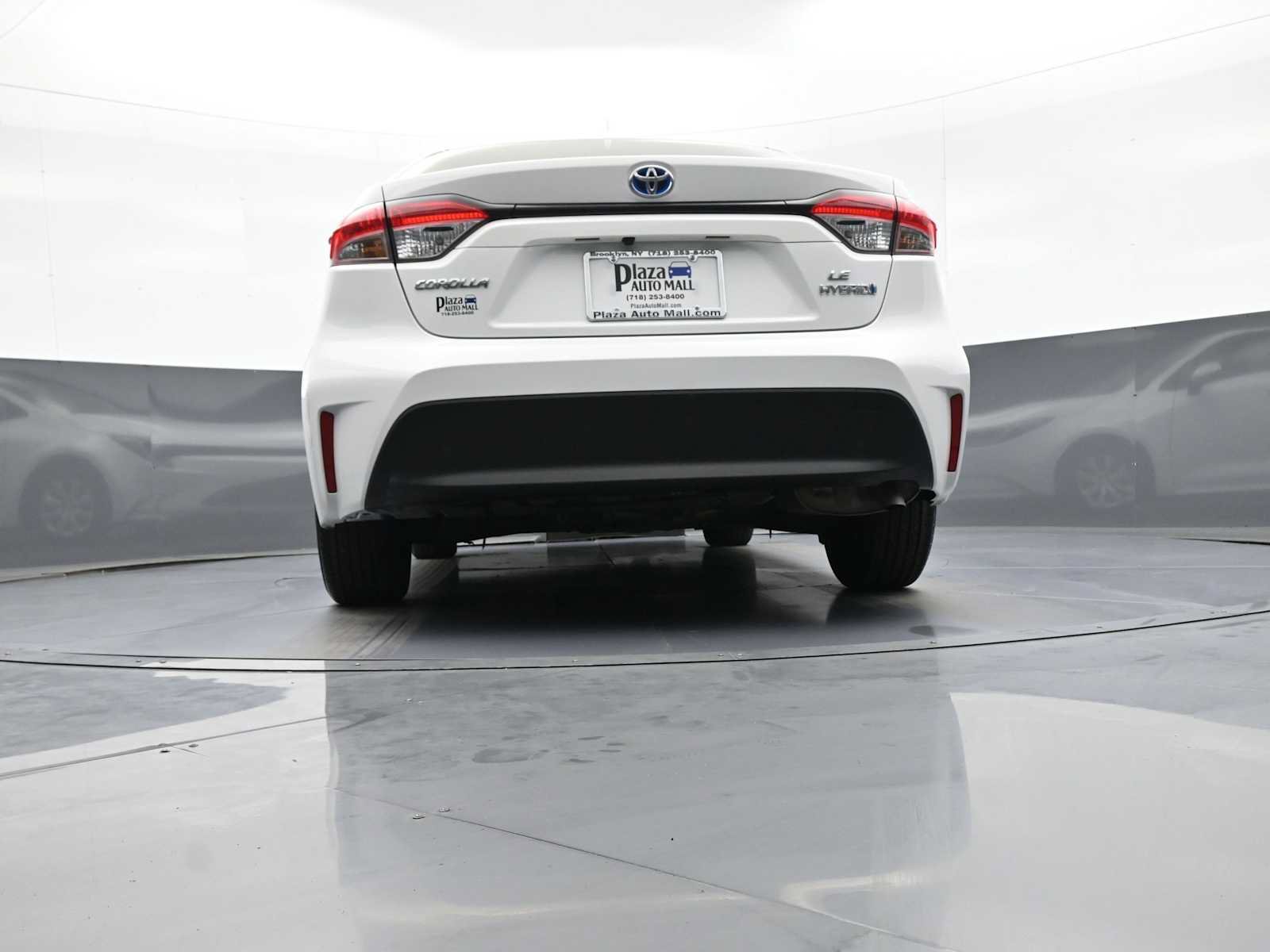 Used 2023 Toyota Corolla LE FWD image 29