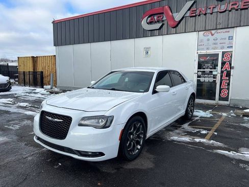 Used 2015 Chrysler 300 S image 2