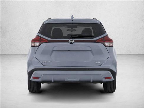 Used 2023 Nissan Kicks SR FWD image 6