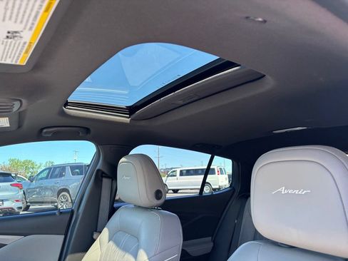 Used 2024 Buick Envista Avenir FWD image 17