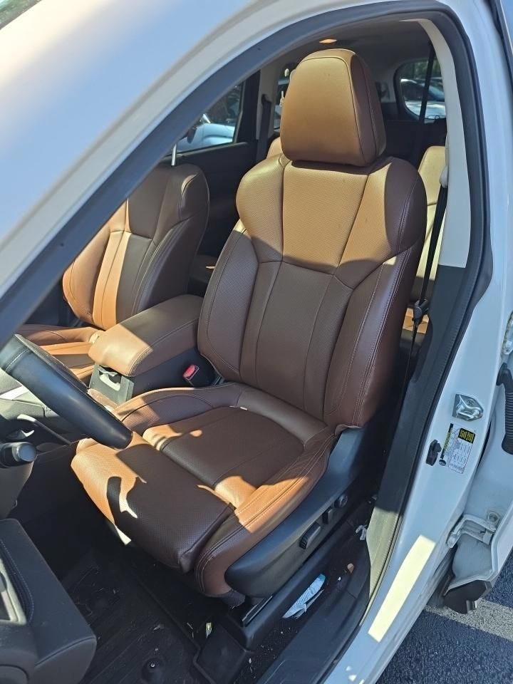 Used 2023 Subaru Ascent Touring AWD/4WD image 7