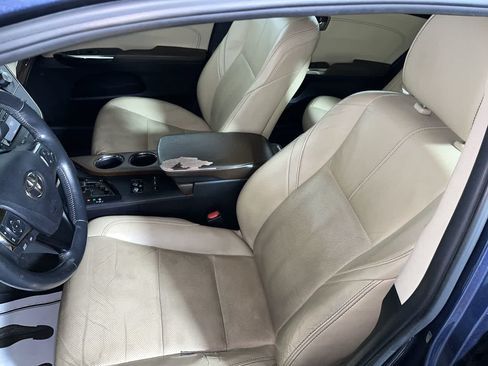 Used 2015 Toyota Avalon Limited FWD image 15
