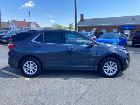 Used 2019 Chevrolet Equinox LT w/ Sun & Navigation Package AWD/4WD image 8