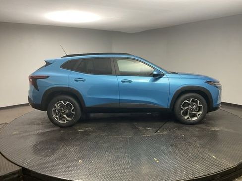 New 2026 Chevrolet Trax LT image 8