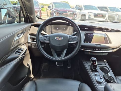 Used 2023 Cadillac XT4 Sport FWD image 34