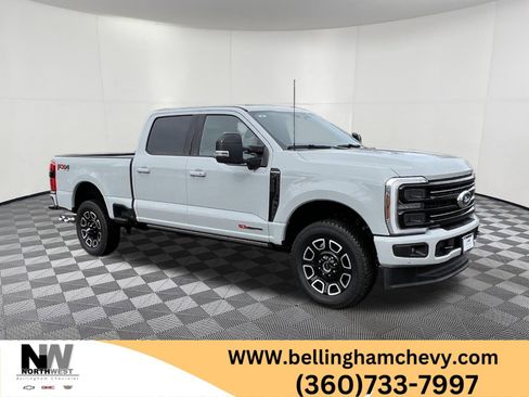 Used 2025 Ford F350 Platinum w/ FX4 Off-Road Package AWD/4WD image 1