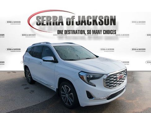 Used 2020 GMC Terrain Denali w/ GMC Pro Grade Package image 2