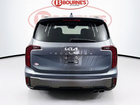 Used 2025 Kia Telluride S FWD image 10