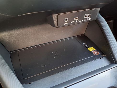 Certified 2025 Subaru Forester Touring image 8