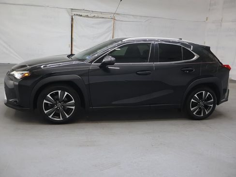 Used 2020 Lexus UX 200 w/ Premium Package FWD image 4