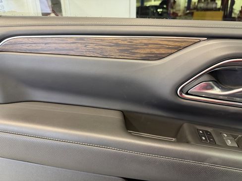 Used 2024 Chevrolet Tahoe Premier image 24