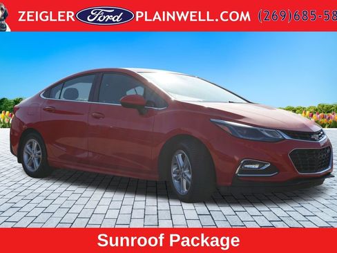Used 2016 Chevrolet Cruze LT w/ Sun And Sound Package FWD image 7