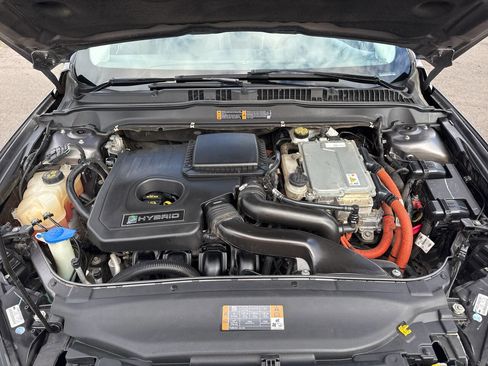 Used 2013 Ford Fusion Titanium image 22