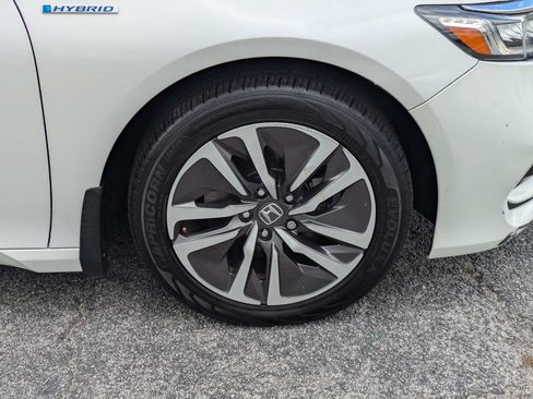Used 2019 Honda Accord Touring image 11