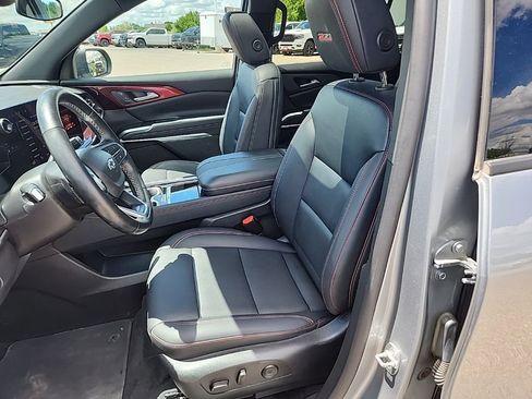 Certified 2024 Chevrolet Traverse Z71 AWD/4WD image 44