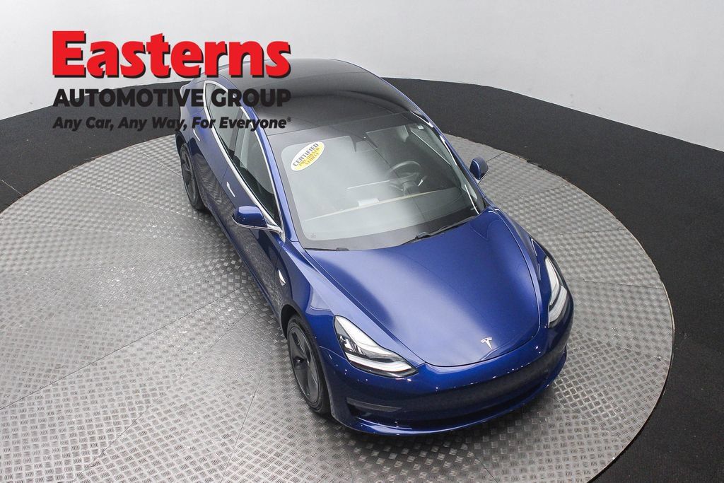 Used 2020 Tesla Model 3 Standard Range RWD image 5