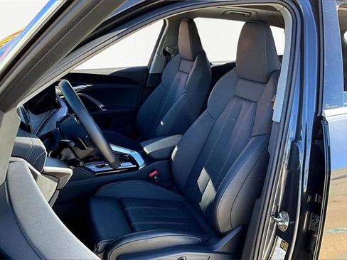 Used 2025 Audi Q5 Premium Plus w/ Premium Plus image 27