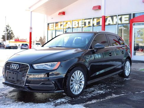 Used 2016 Audi A3 e-tron Premium Plus w/ Premium Plus Package FWD image 1