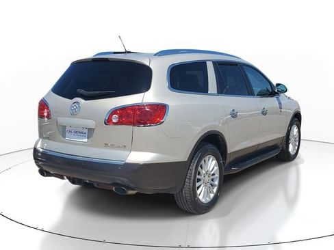 Used 2011 Buick Enclave CXL FWD image 4