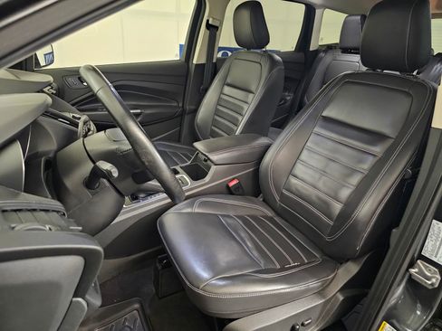 Used 2019 Ford Escape SEL AWD/4WD image 5