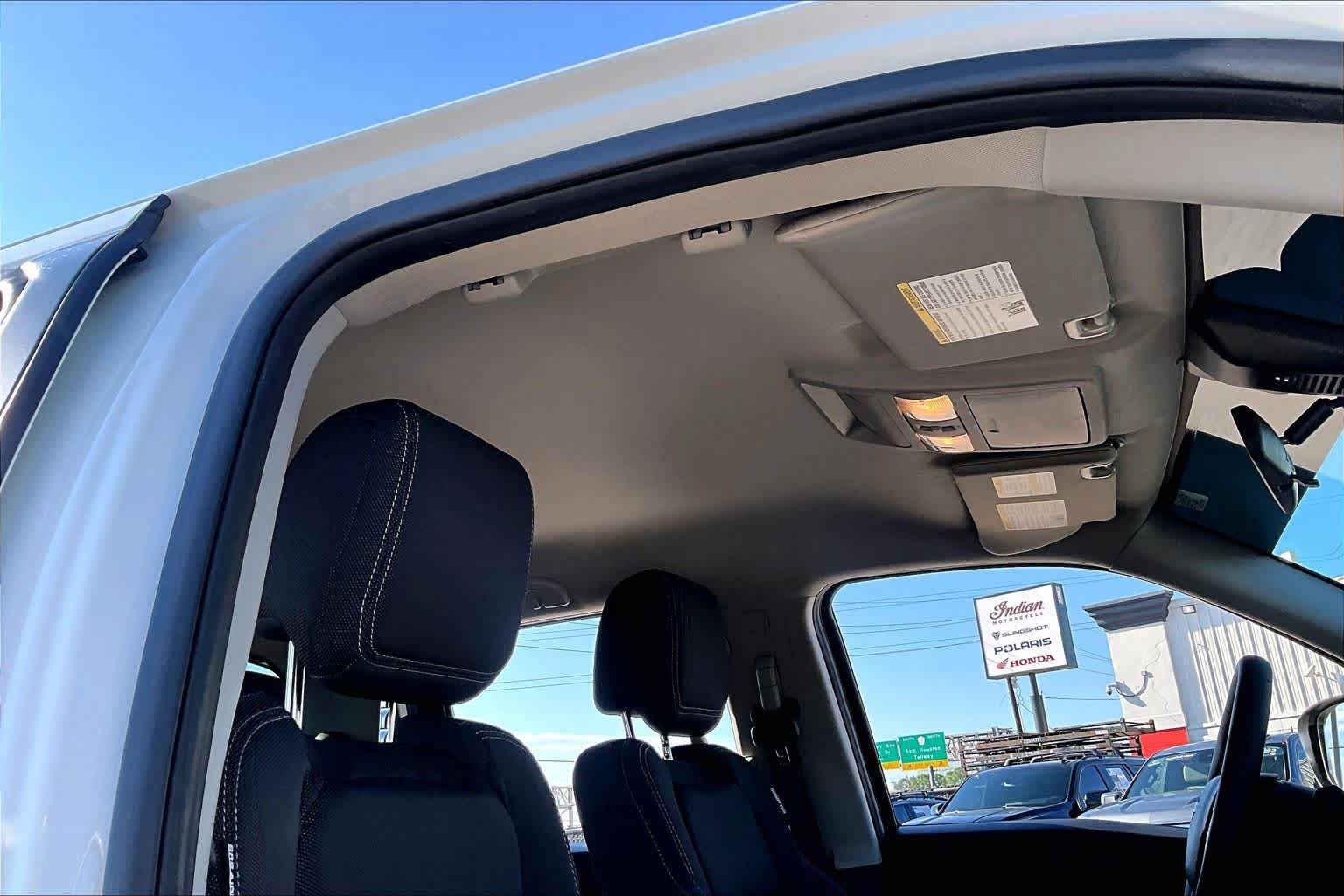 Used 2025 Nissan Frontier SV w/ SV Convenience Package RWD image 14
