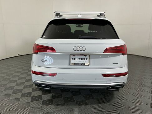 Used 2022 Audi Q5 2.0T Premium w/ Convenience Package AWD/4WD image 6